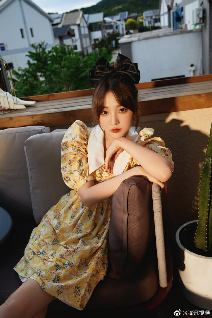 7.17美图：秦岚 任豪 肖战 檀健次 罗云熙 龚俊 张予曦 唐嫣 李易峰 王俊凯