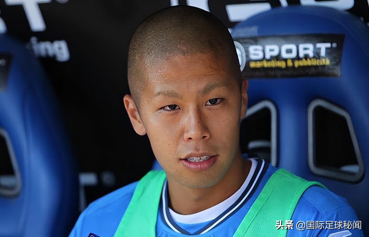 罗纳尔多意甲现象（“日本罗纳尔多”失业一年，至今仍是意甲史上进球最多的亚洲前锋）-趣拿体育