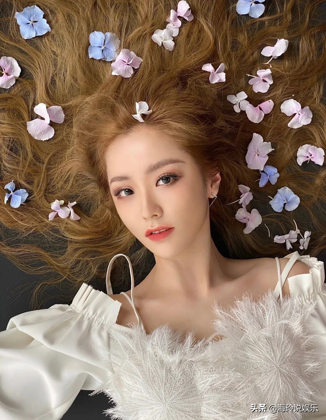 王艺瑾，笑容甜美可人的“甜美系”女神