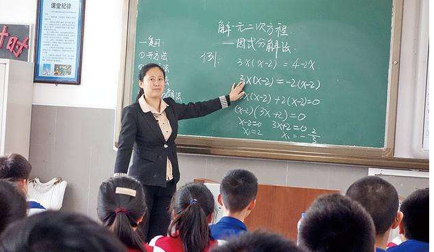 官方带来好消息，两类学历的学生有福气了，有机会直接成为教师