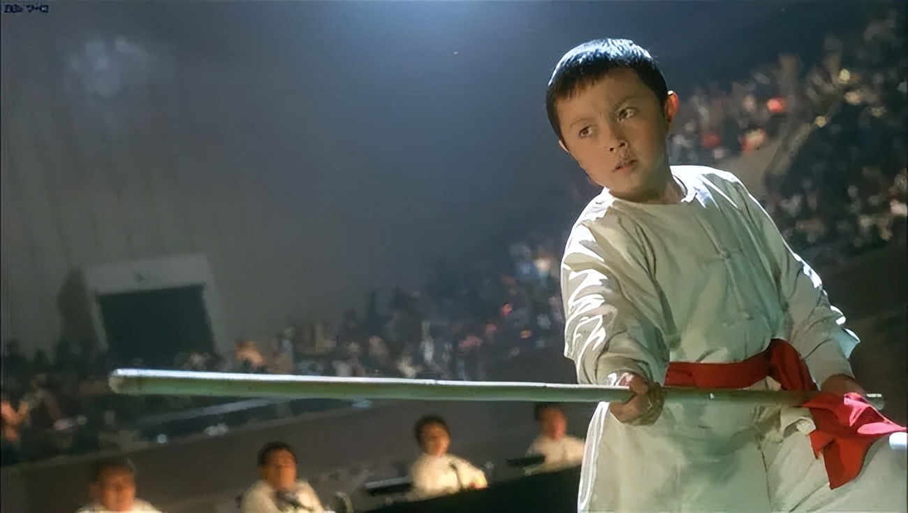 盘点那些被资本毁掉的童星，年纪轻轻身患绝症，还被注射抑制针