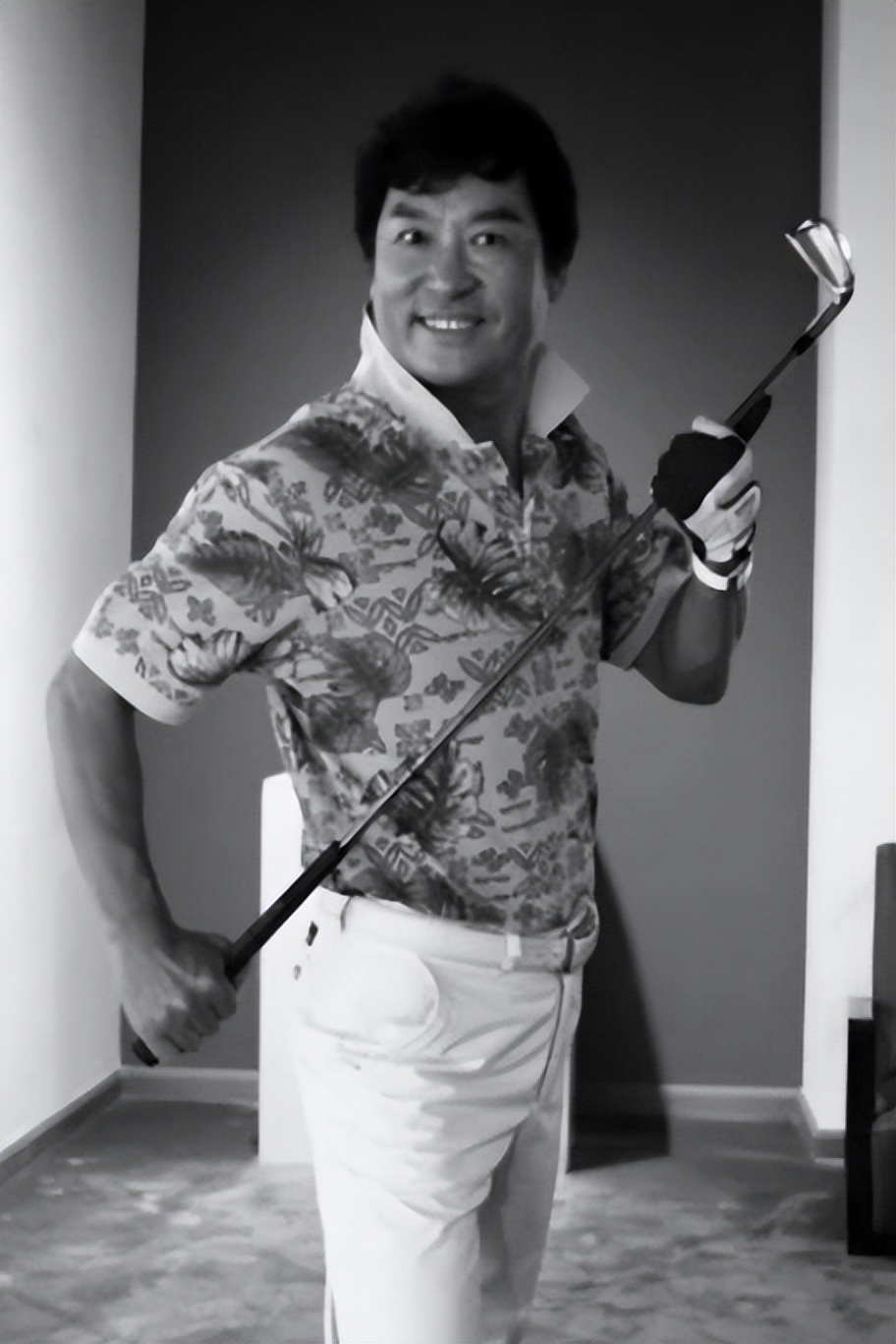 拍《武松》只因太气愤,祝延平今酒会放嗓,他曾让武松醉打变醉拳