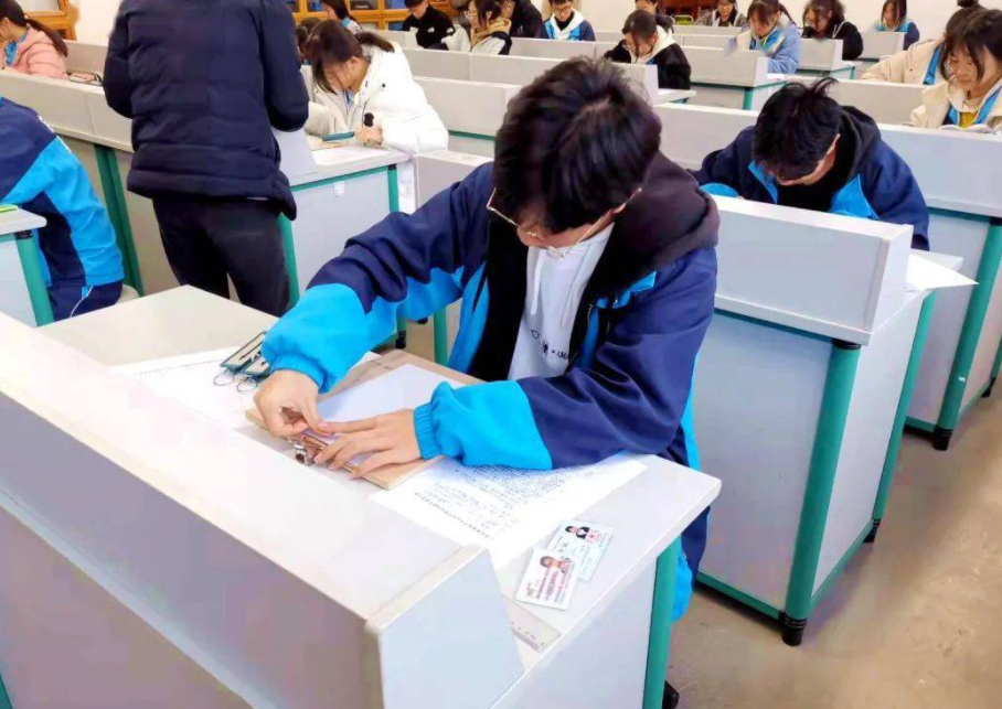 22年高考人数将突破历史新高，高考压力更大了？学生需做好准备