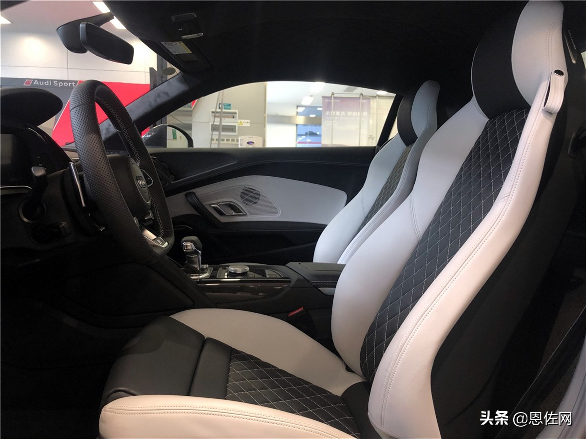 目前最贵的奥迪，没有之一，国内限量10台，有人见过吗？