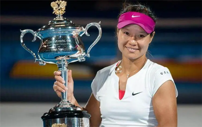 并一路过关斩将获得的冠军,并在卡塔尔网球比赛上大显神威,获得了世界