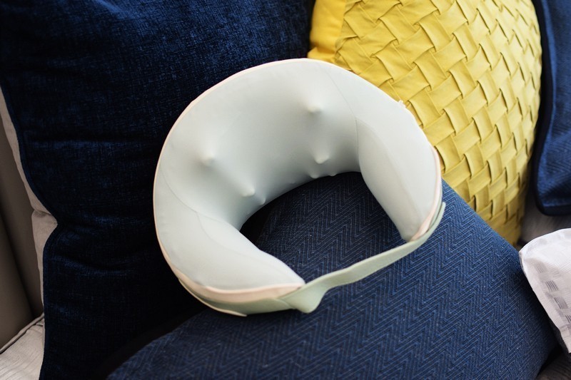 按摩热敷 舒适解疲 siaasoo象术颈椎按摩器