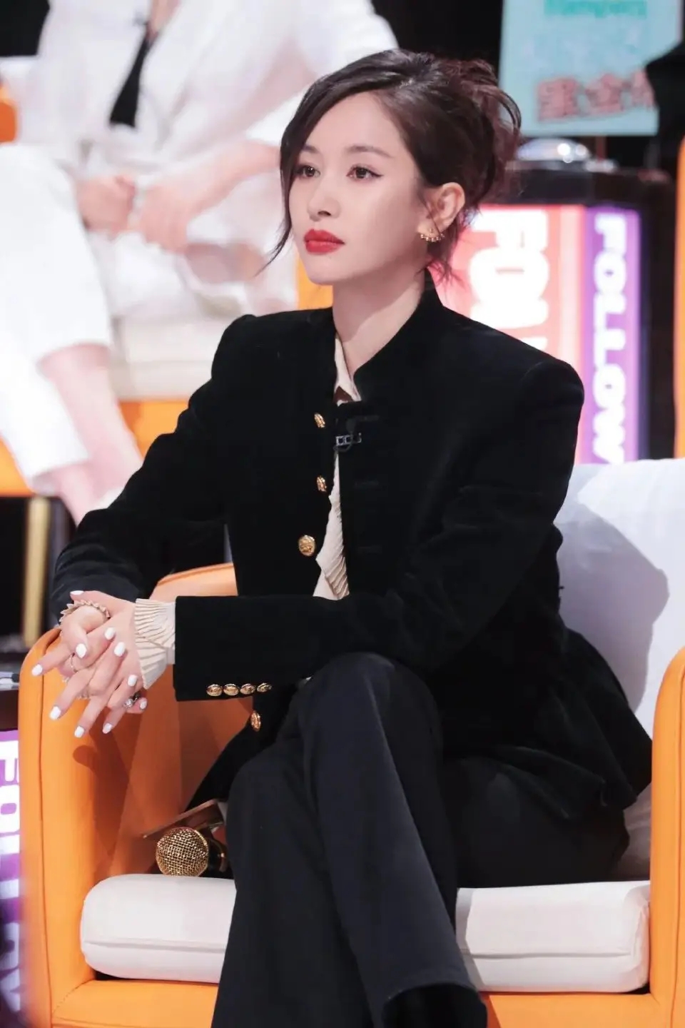 长着一张“高挑脸”，实际不到1米6的五大女星，最低的1米53