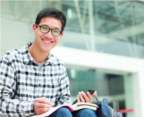 大学校园里面，男生的身高多少才不算矮？女生说出自己的心理想法