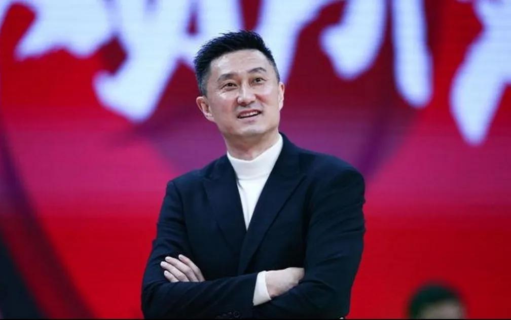 历任主教练(中国男篮国家队至今共有过16名主教练,他们取得成绩的排名