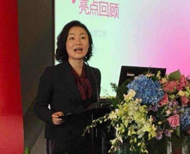 朱旭：2016年进万科，年薪849万，年终奖1000万，如今46岁仍未婚