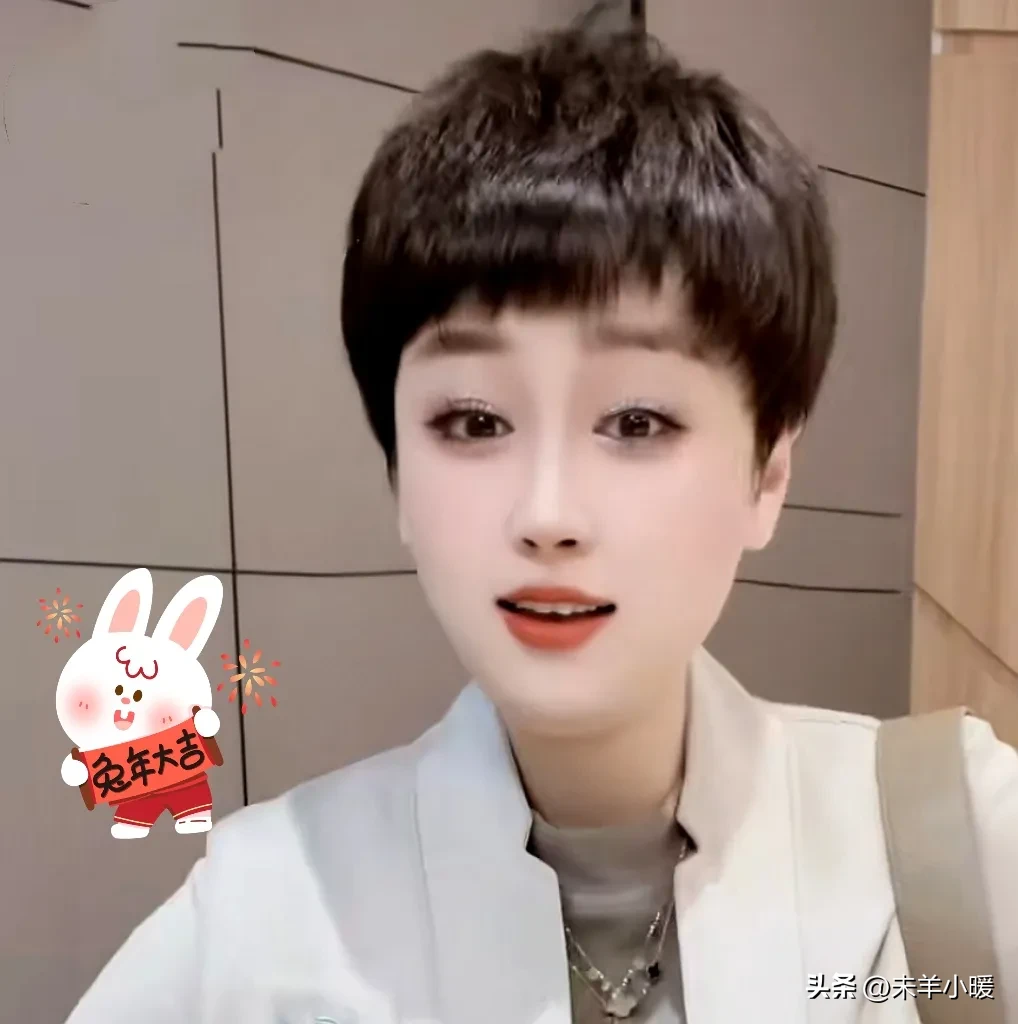 不想一个月染两次,但是白头发很多该怎么办?