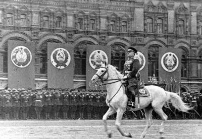 _˹ǧʷÑ𣬲Ƒ𣬵֮HܴA