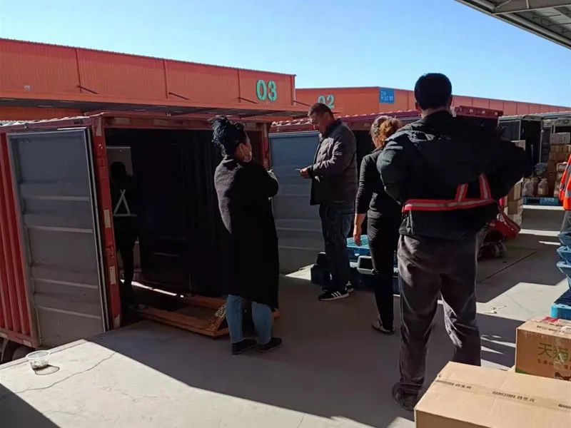 Ʒ��1�� | ����10���ֻ�򽭻�����