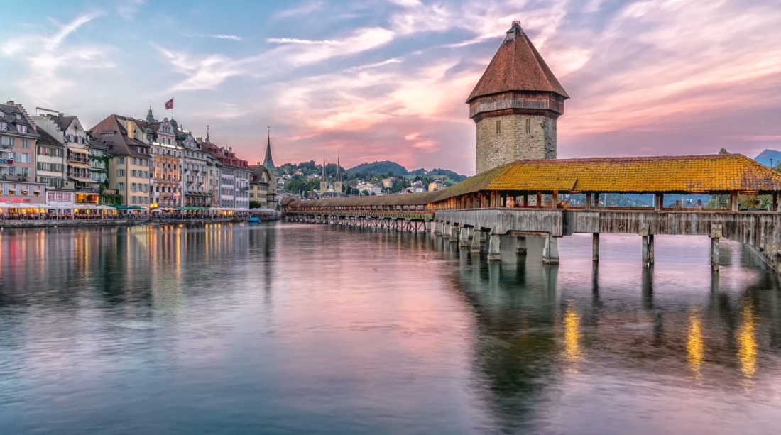 在牛津和斯坦佛留学，是什么体验？卫星云图看学校的构造