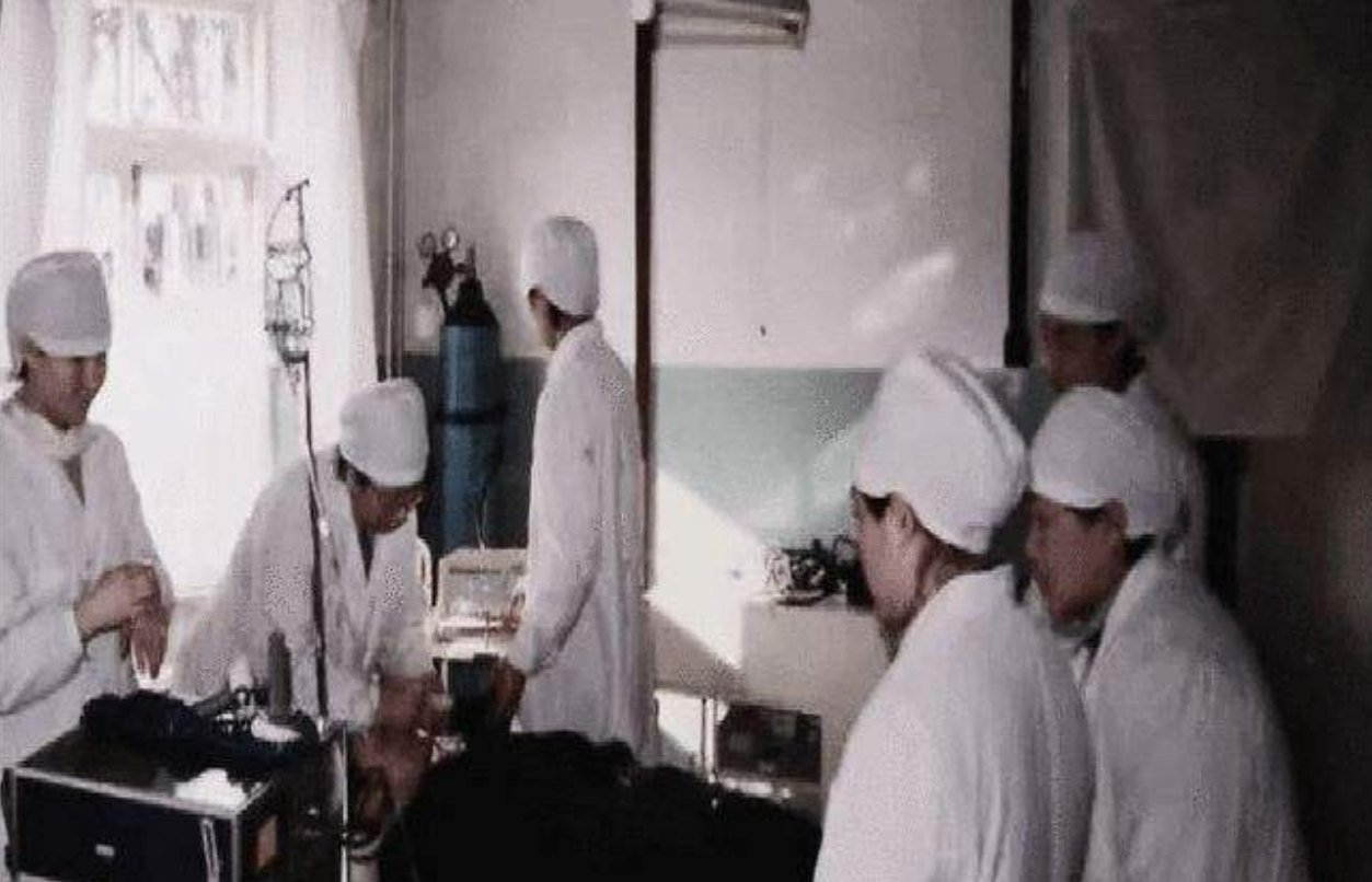 1992年山西工人捡到一发光金属，事后父子3人死亡，141人受到伤害