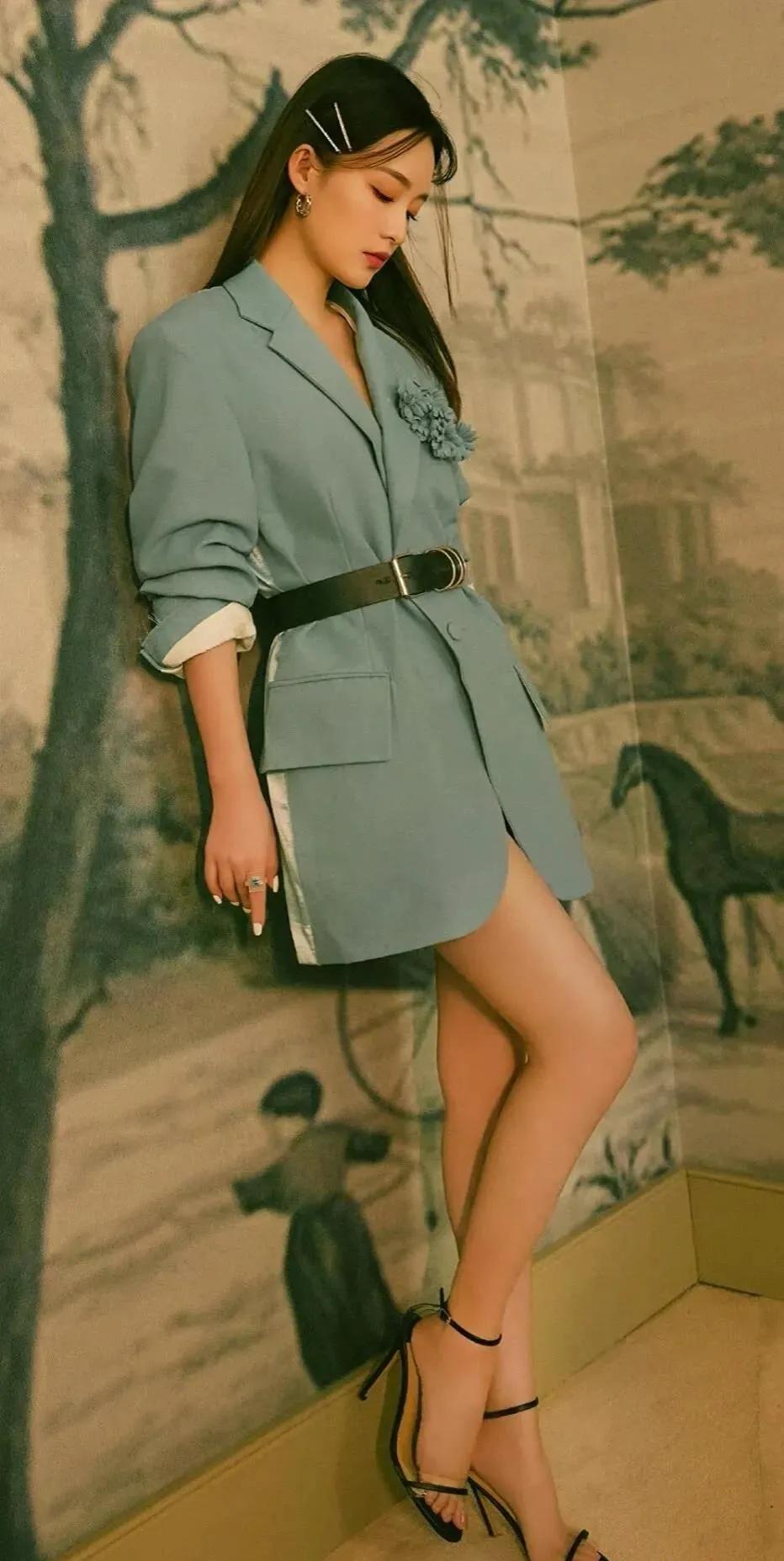 貌美如花李沁靓图