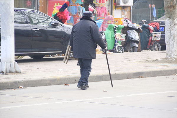 杜克大学研究显示走路快的人更年轻，这说明了什么?我们该怎样做?