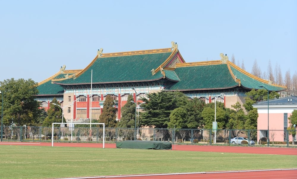 行业顶尖：上海5所双一流大学以及3所特色双非学校简介