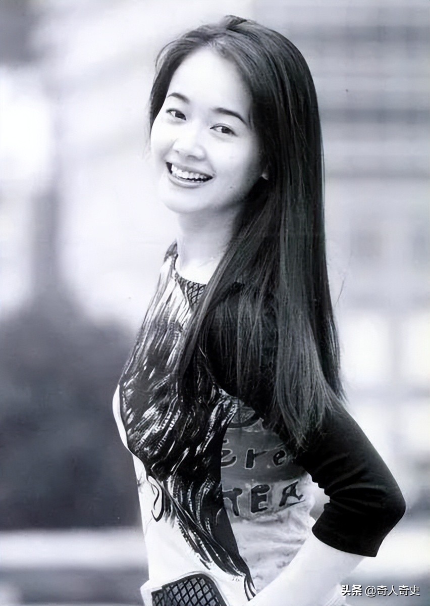 被誉为中国式完美女人，陈道明唯一绯闻对象，她演蛇蝎美人太吸睛