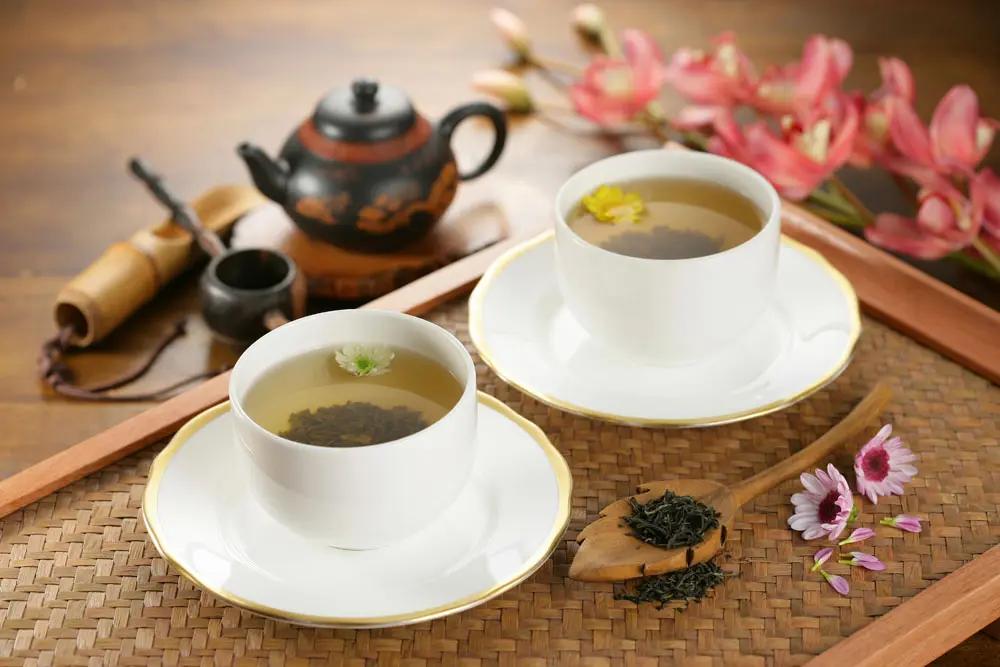 秋天的茶怎么喝？建议：常喝3款“应季茶”，好处多多