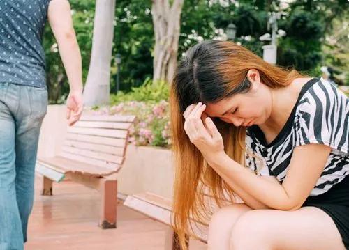 为什么有的女人背叛婚姻,又不敢离婚?
