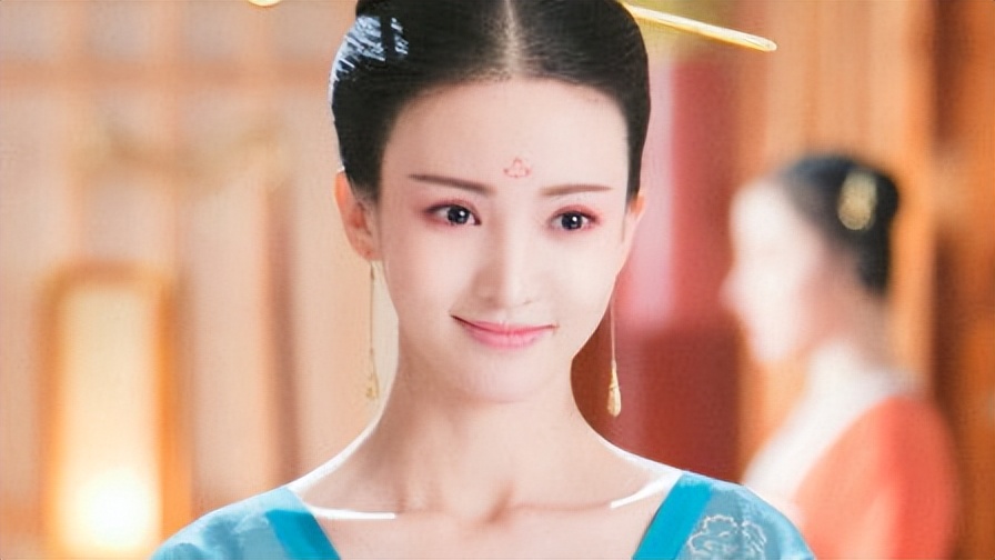 颜值不足脖子凑！这8位女星的天鹅颈太优越，气质一下就出来了