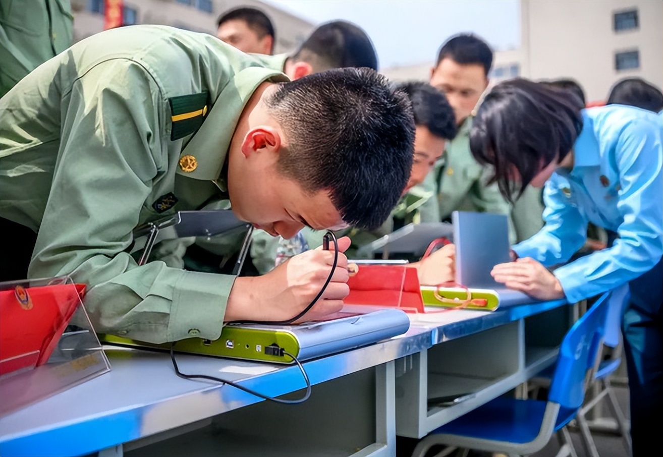 想学射击专业应该去哪学(适合“捡漏”的6所军校，未来的前程无忧，更不用担心找不到工作)