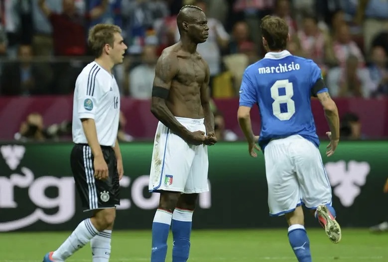 06世界杯决赛解说（点燃世界杯激情的，不止比赛，还有值得铭记的解说名场面）