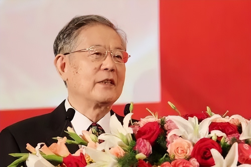 23位“两弹一星”元勋青年时！