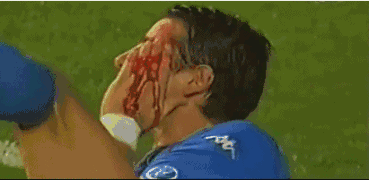 意大利韩国足球事件（红牌、围攻裁判，一哭二闹三上吊，韩国人还真把卡塔尔当本土了）