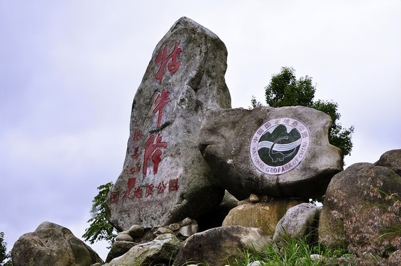 安徽值得去的景区，由五大景区组成，游客络绎不绝