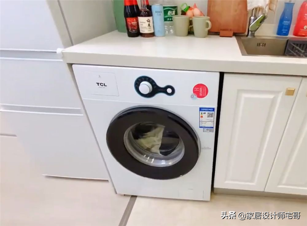 姑娘在上海买28㎡小家，利用2.9米层高做夹层，一个人住太爽了