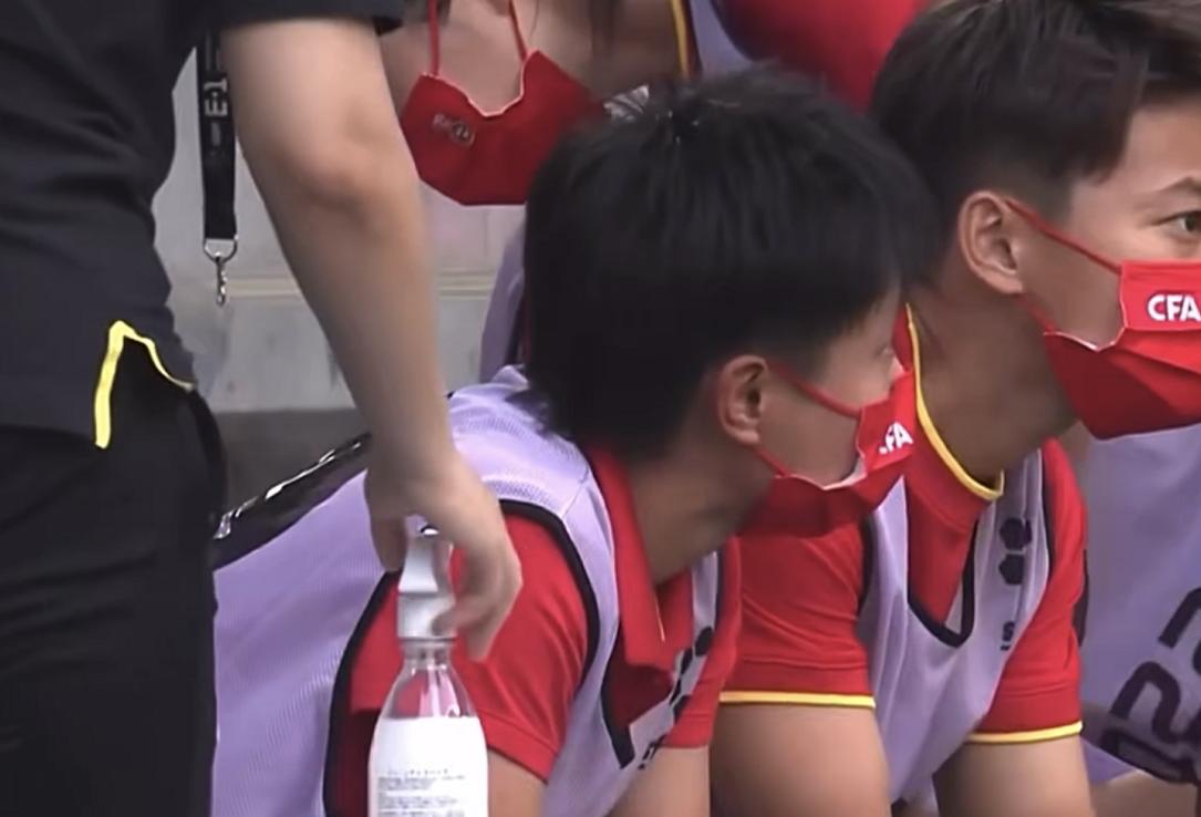 女足2-0中国台北！水庆霞脸黑，全员无表情，众隐患需全队调整