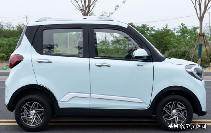 宗申新能源低速电动车，时尚漂亮，语音互联，油电两用，冷暖空调