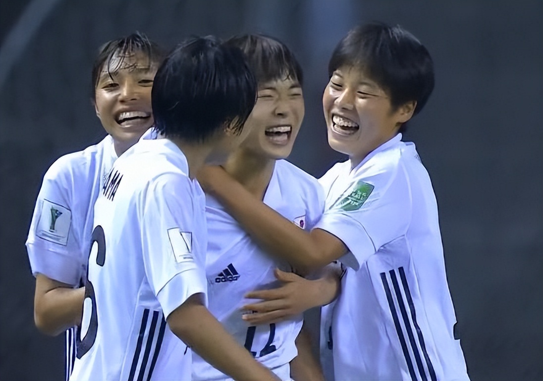 世界杯女足昨天(2-1！2-1！世界杯决赛对阵诞生，日本赢球=卫冕，中国女足未参赛)