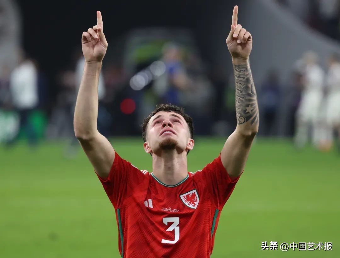 2022世界杯口号（世界杯特别贡献奖获得者刘占崑｜2022卡塔尔世界杯：现在就是一切！）