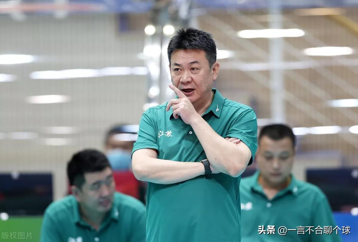 蔡斌任女排主教练为什么会争议不断 球迷应该怎样对待新任主教练