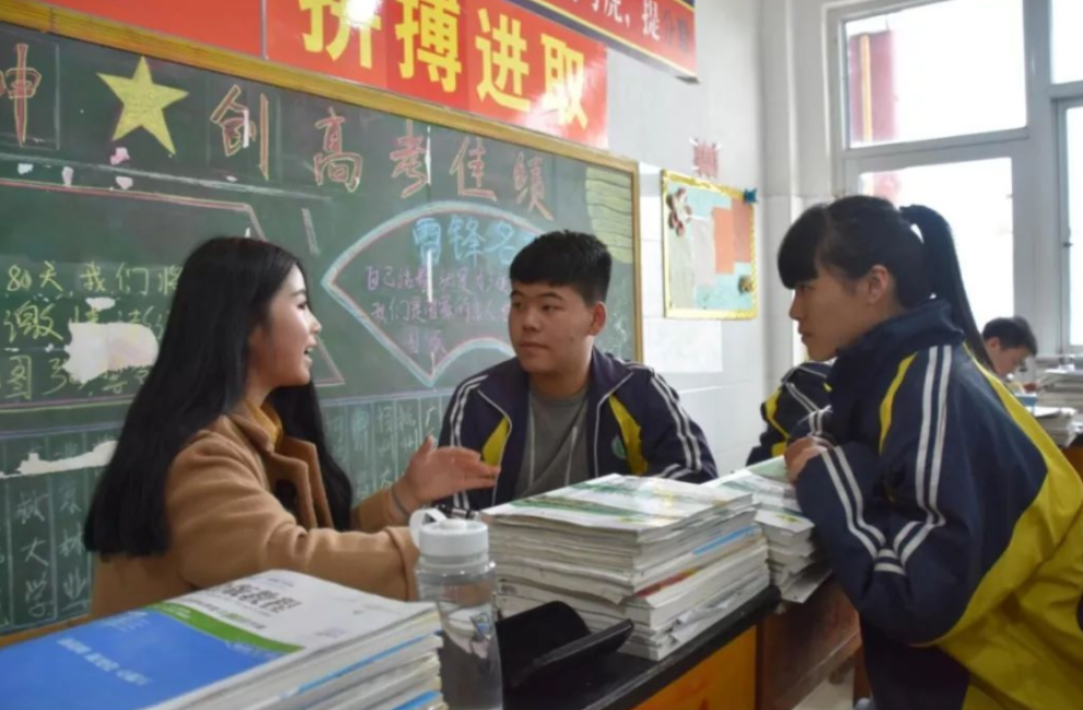 2009年王百洋获九省状元，被北大录取，立誓报效祖国，他做到了吗