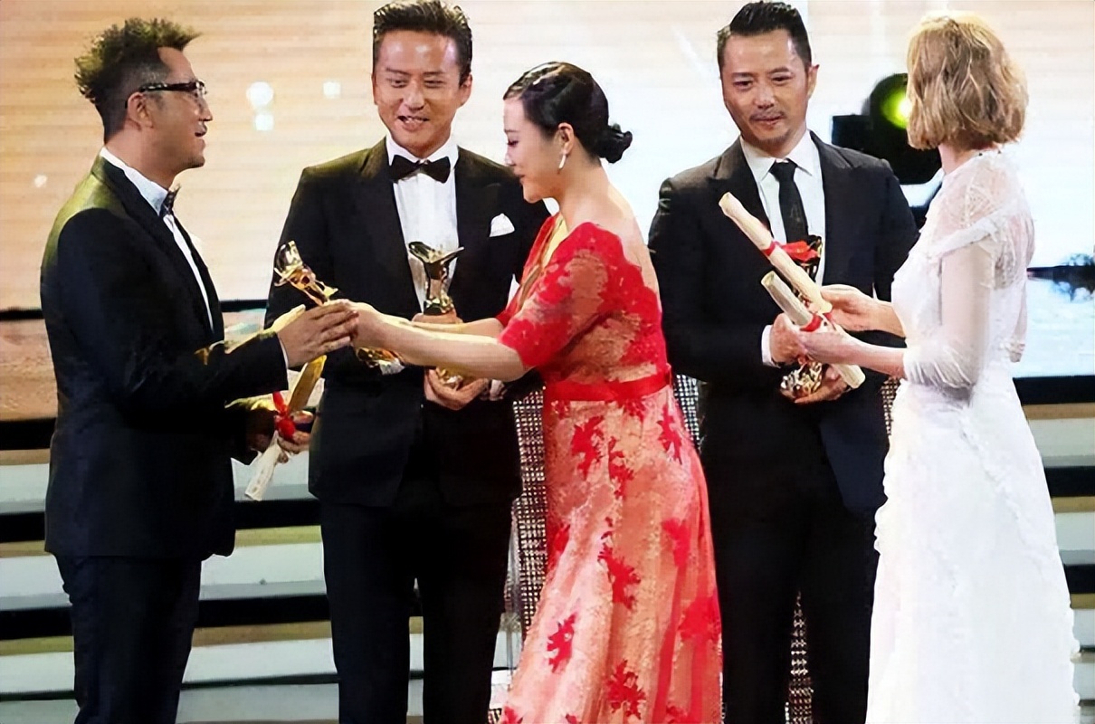 这10位女星，都曾是上戏校花，如今有人整容、有人被家暴