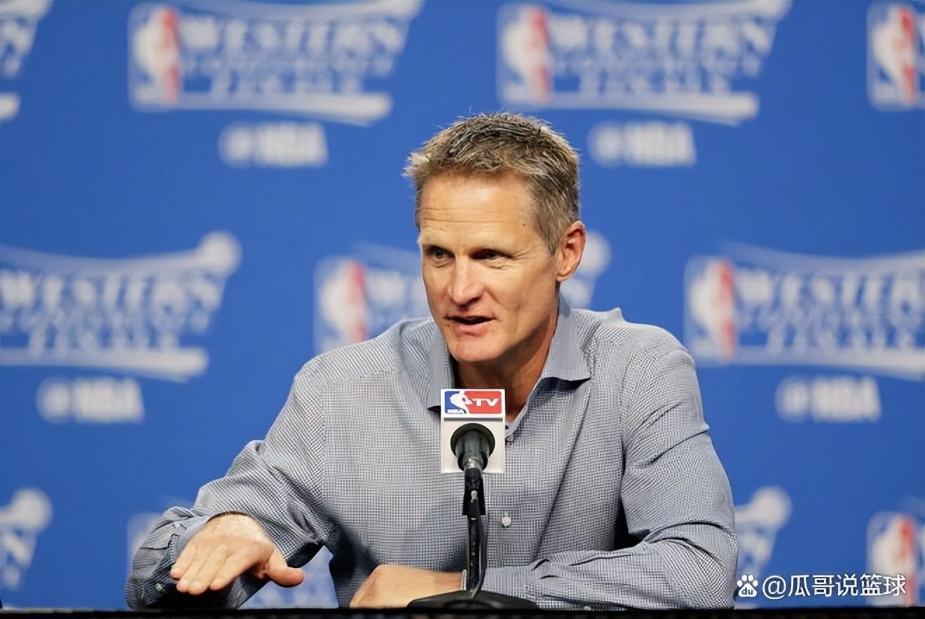 篮球比赛首发替补一共多少人（1首发+4替补，热火胜雷霆，太阳胜勇士，JB热血，库里并不尴尬？）