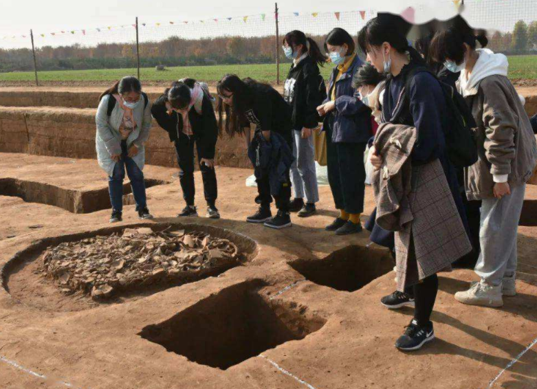 继“生化环材”，新的“天坑”专业又来了，让985毕业生叫苦连天