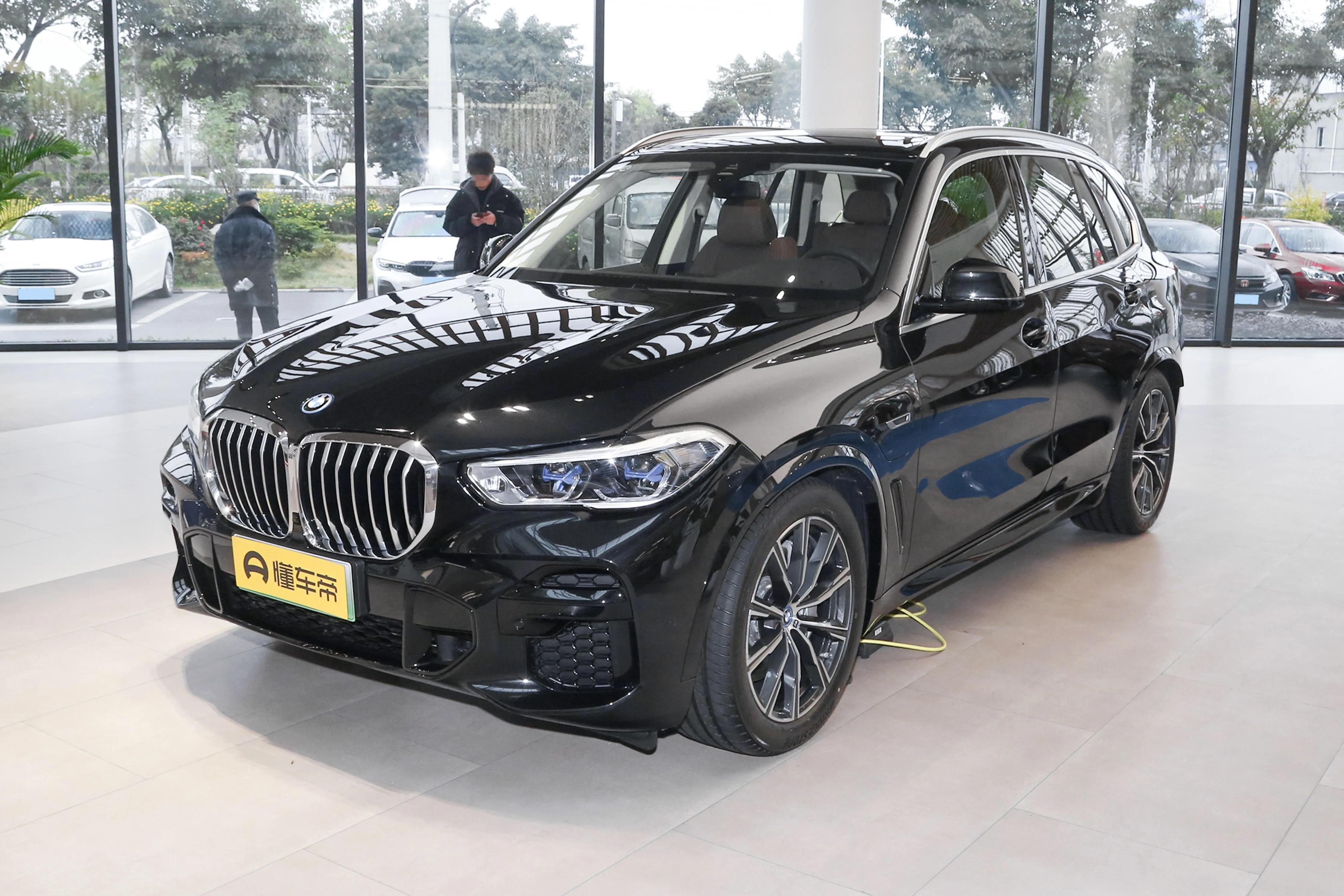 99万 3.0t 油电混合 空气悬挂 宝马x5 phev 够"豪横"了吗