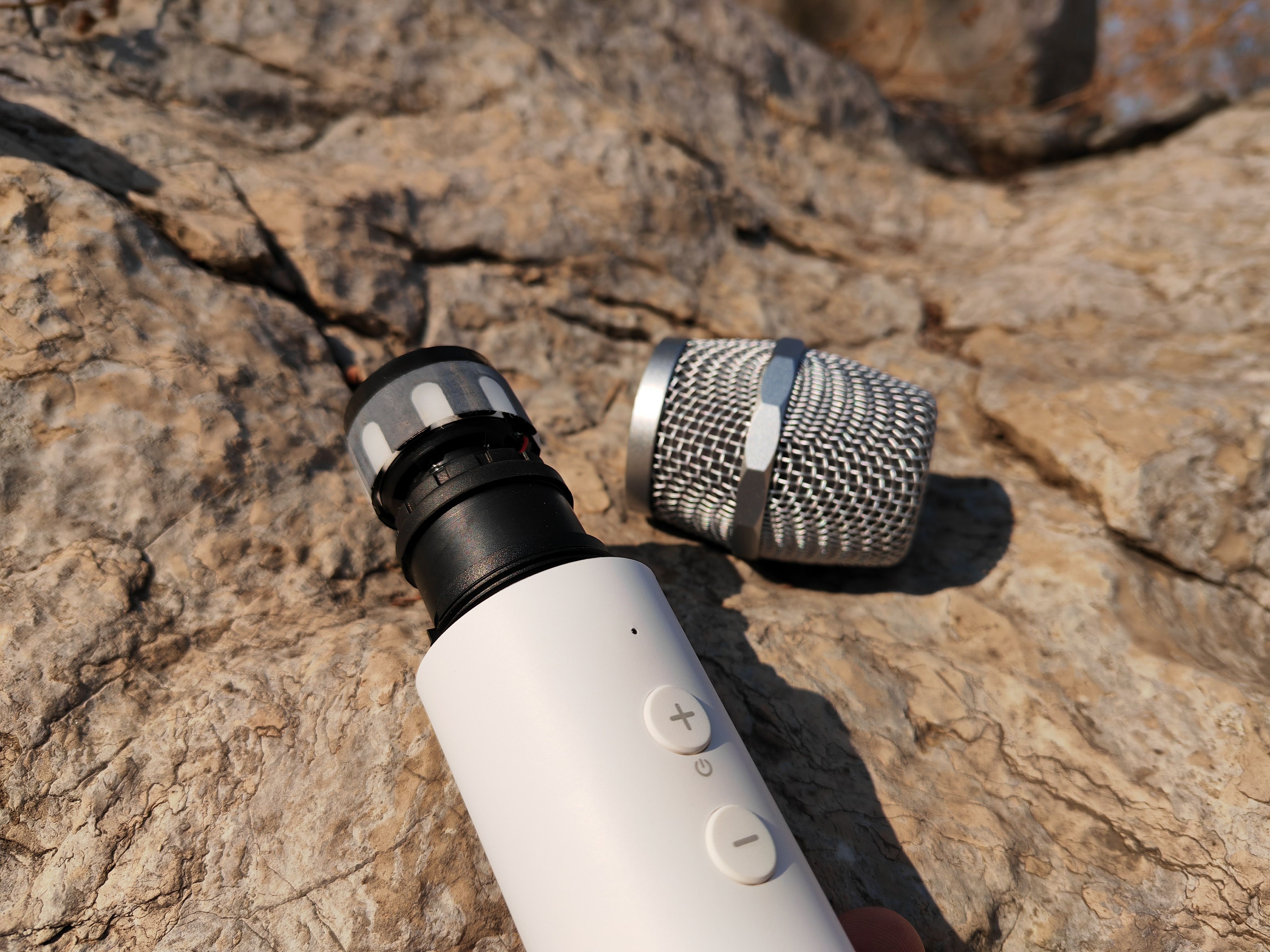 全民K歌独家麦克风 在家K歌更容易