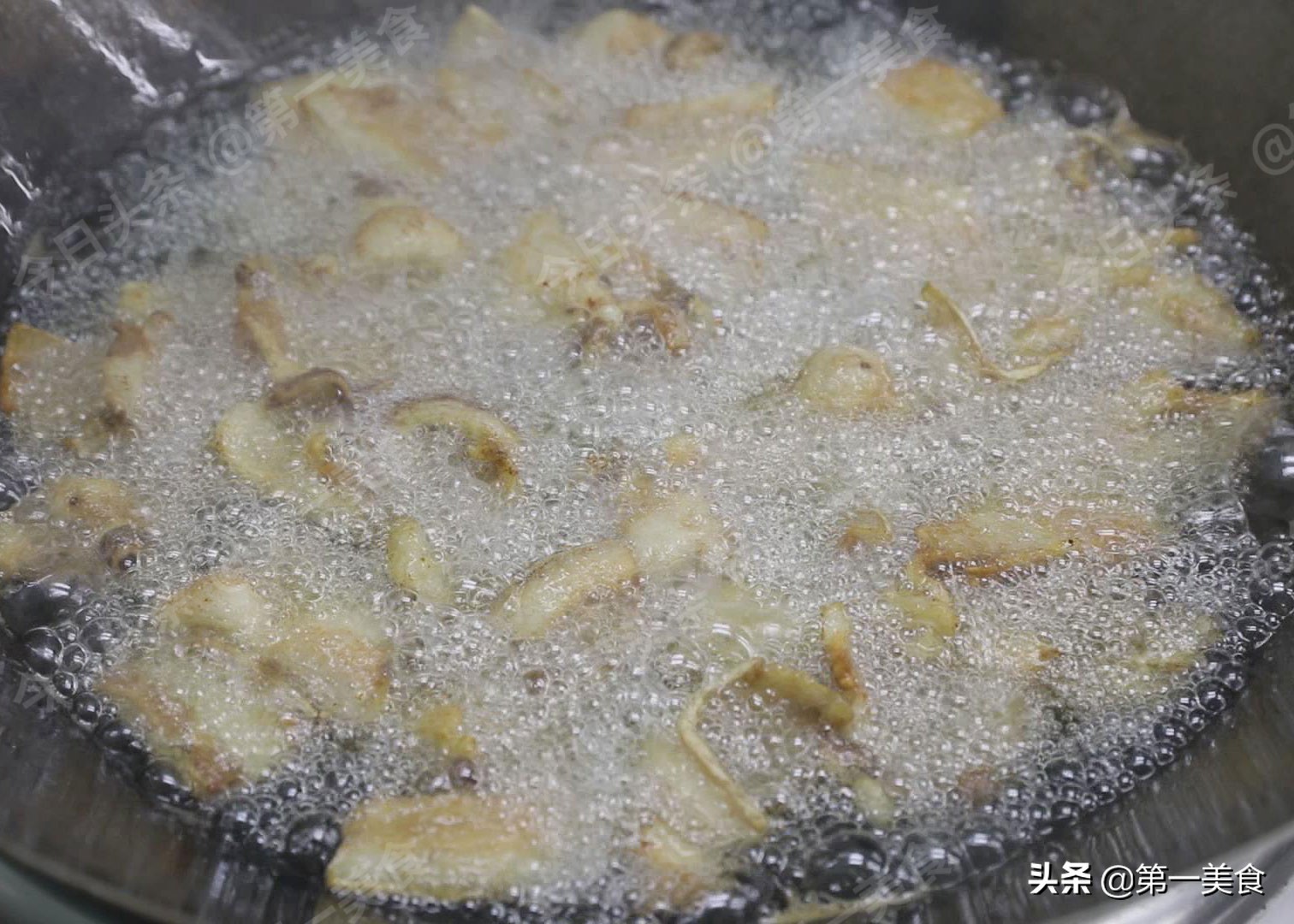 炸各种零食的做法大全（5道过年必备炸货）
