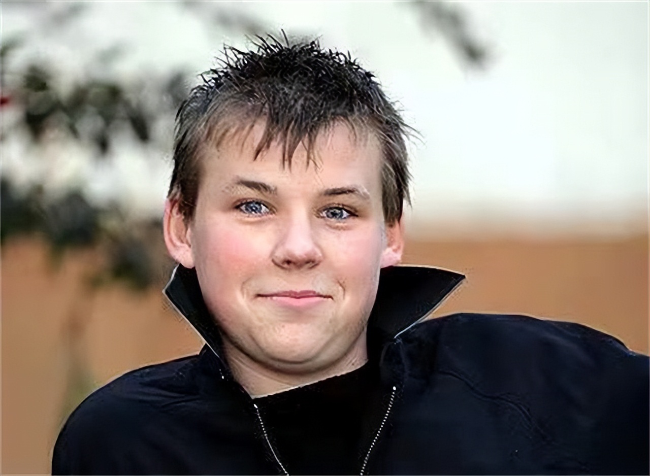 14岁的泰勒巴克说,自己在9个月前曾与仙黛尔发生关系.