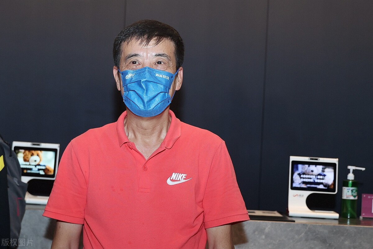 足球退役球員是什么意思（為什么球員陸續選擇退役）