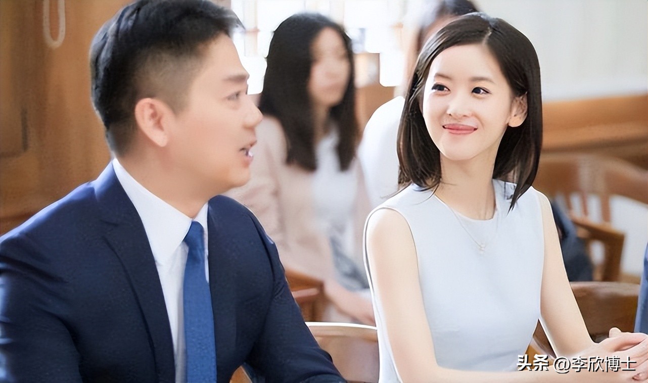 意甲哪个老板最有钱（晒豪车名表张康阳欠超3亿美元幕后故事？张康阳身价千亿背后内幕）