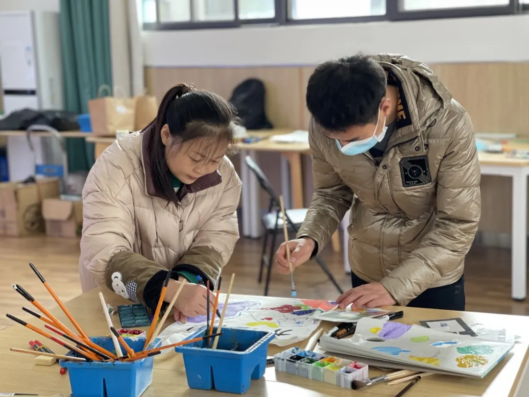 美育蕴灵气 培训促成长——元音幼儿园教师的手袋“变形计”