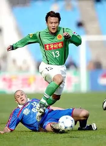 2002世界杯中国和谁踢（2002年帮助国足打进世界杯的22位英雄，下一代传承人在哪里？）