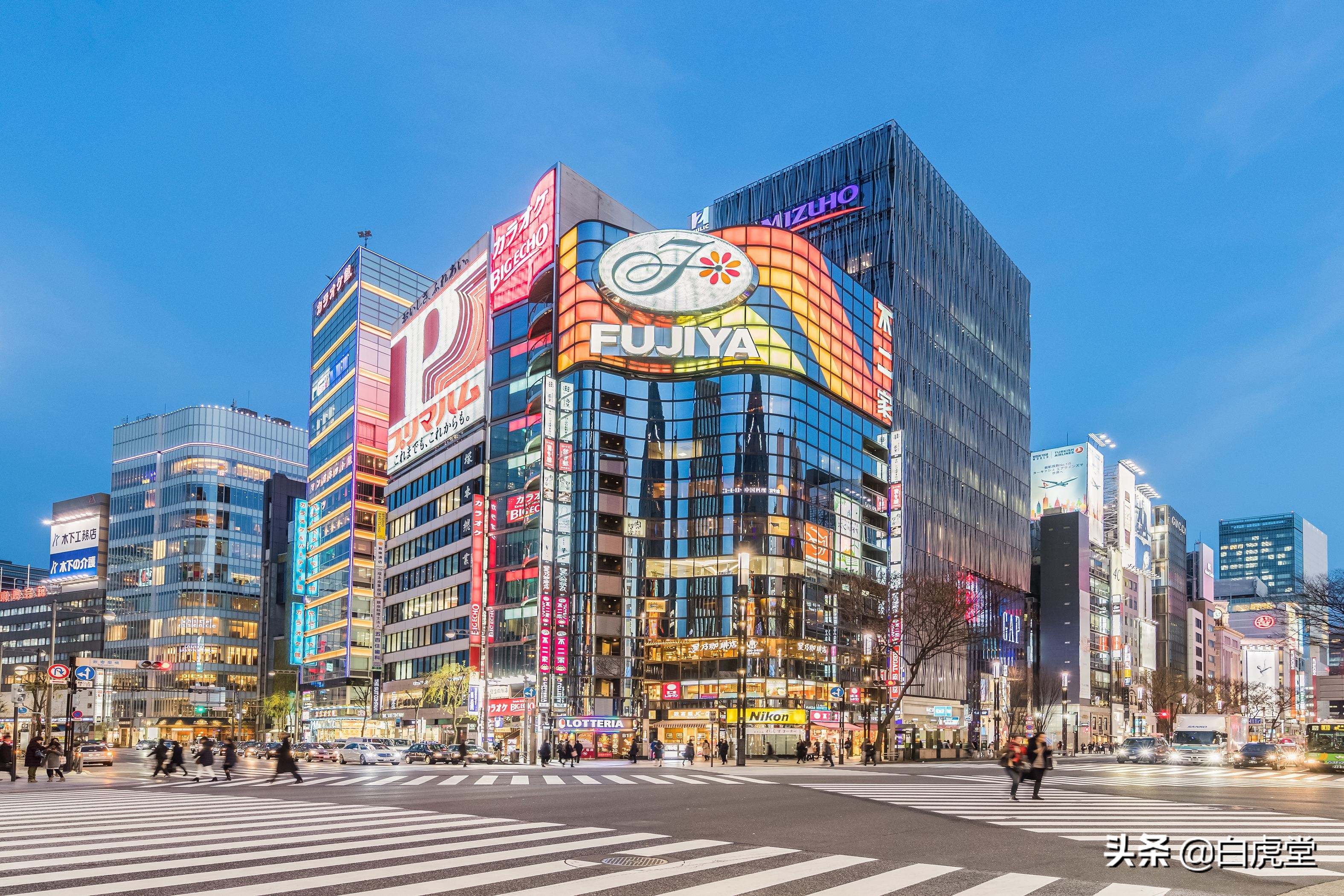 日本人砸了 俄羅斯的食品店 結果發現 店老闆是烏克蘭人 天天看點